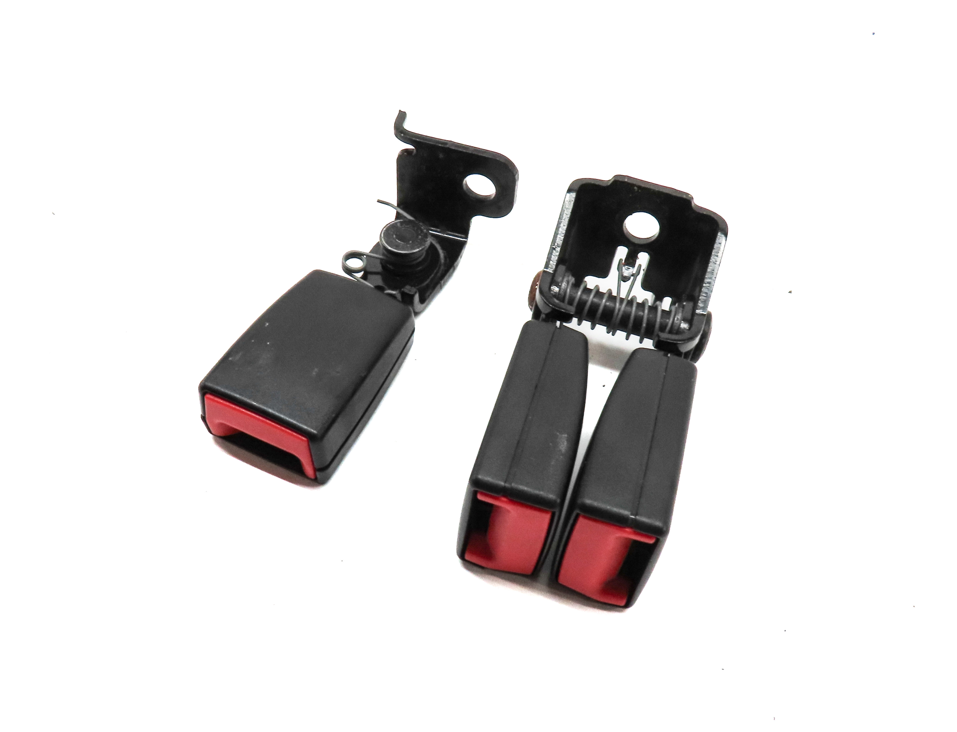 11 BMW X3 (F25) REAR LEFT CENTER RIGHT SEAT SEATBELT BUCKLE RECEIVER SET (BLACK) — exact item pictured